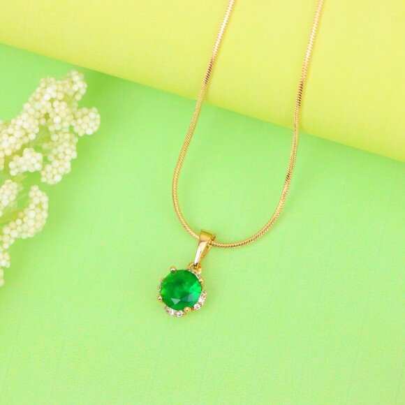 "Round Green Gemstone Pendant in Rose Gold – Elegant & Versatile, XPPT1325 - Picture 11 of 13